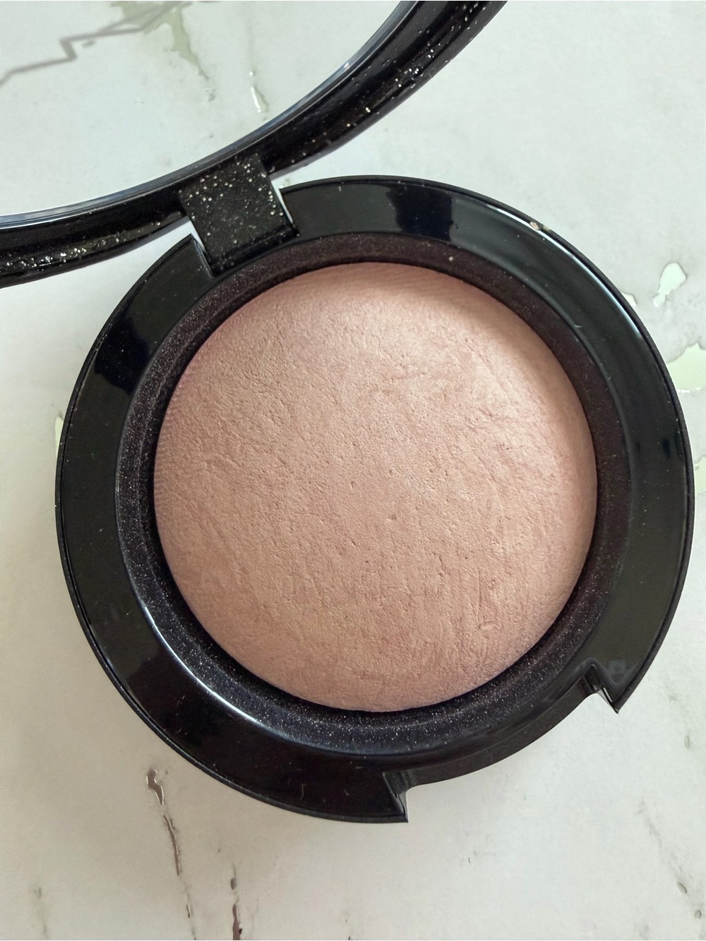 MAC Cosmetics Heirloom Limited Edition Mineralize Blush in Modesty